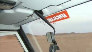 Descrizione: Descrizione: Descrizione: Descrizione: Descrizione: Descrizione: http://www.africaland.it/accessori/adesivi_istr_fissaggio.jpg